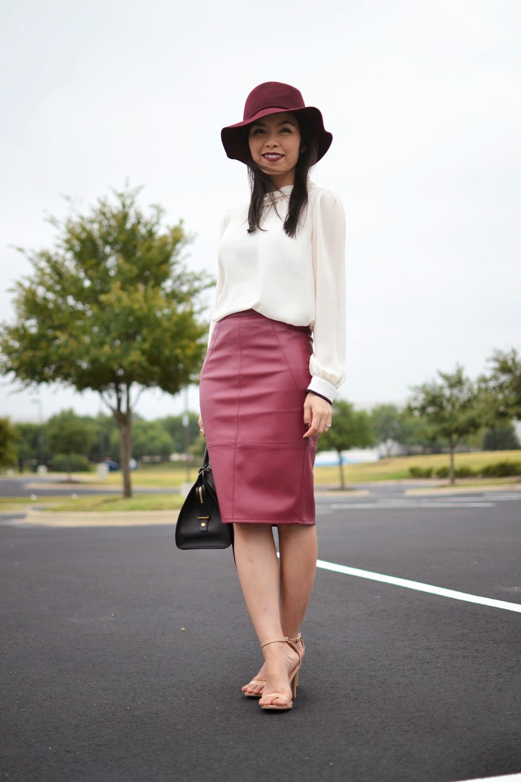 ASOS%2Bpencil%2Bskirt%2Bin%2Bleather%2Blook-burgundy%2Bpencil%2Bskirt-pencil%2Bskirt%2Boutfit-floppy%2Bwool%2Bhat-fall%2Boutfit-Saint%2BLaurent%2BY-Ligne%2BCabas%2Bbag-burgundy%2Bfloppy%2Bwool%2Bhat-ankle%2Bstrap%2Bheel.JPG