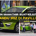Tun Mahathir Buat Pandu Proton Iriz ke Pavillion (8 Gambar)