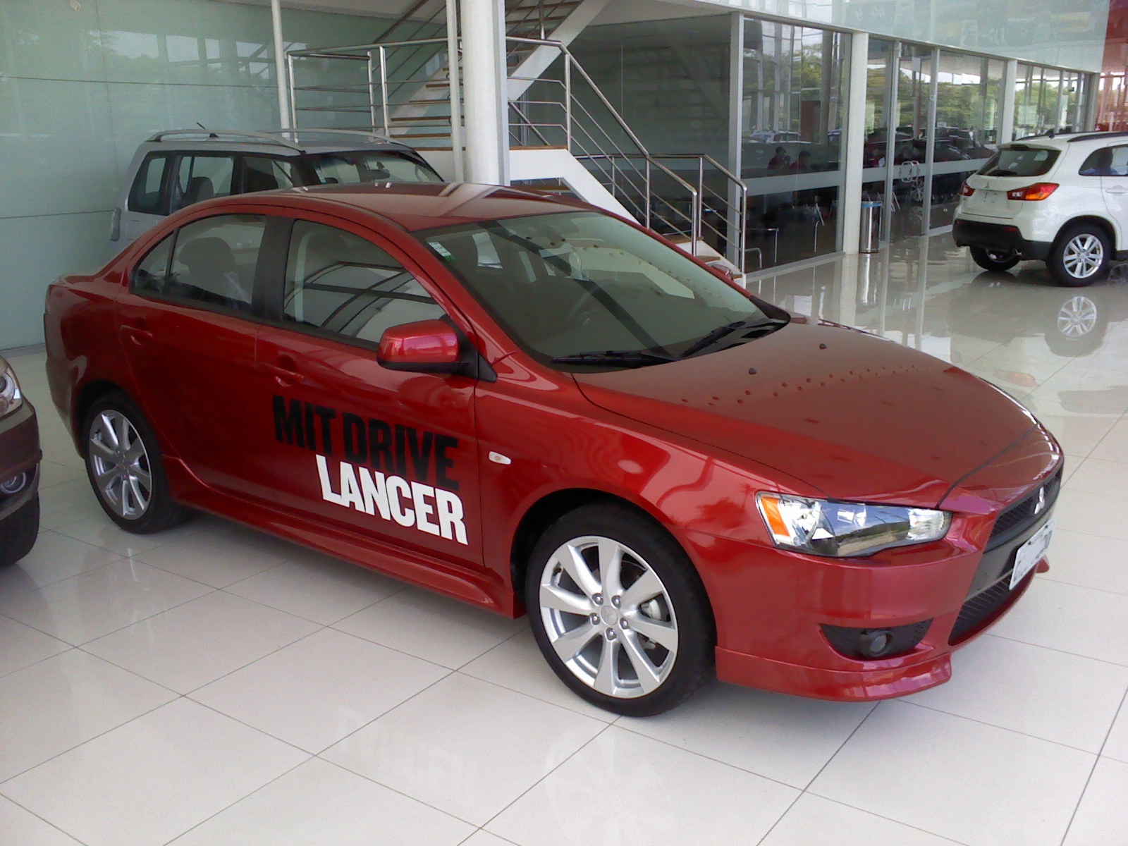 Cruze, Lancer, Elantra e Fluence se enfrentam