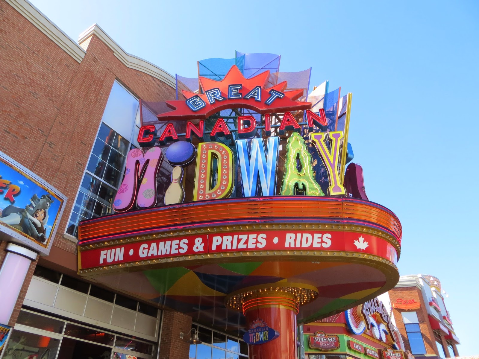 Helping Canadians eh!: Niagara Falls Clifton Hill Attractions and