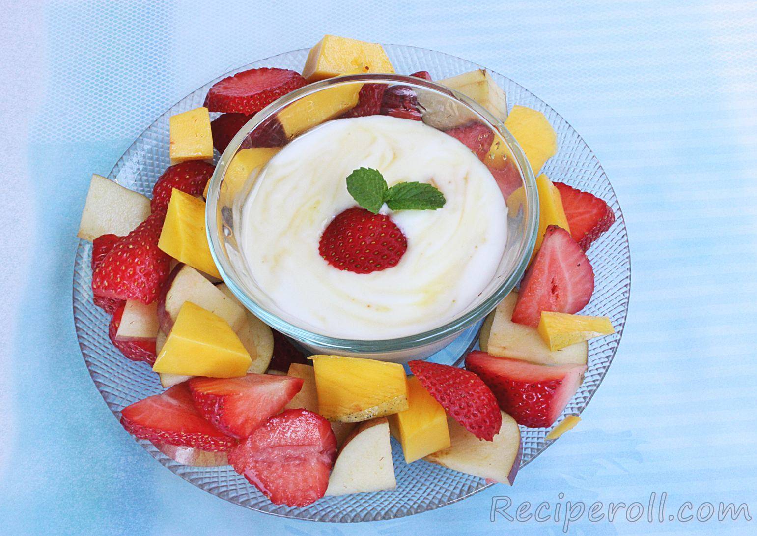 Yogurt Honey Fruit Dip Quick And Easy Dip For Fruits