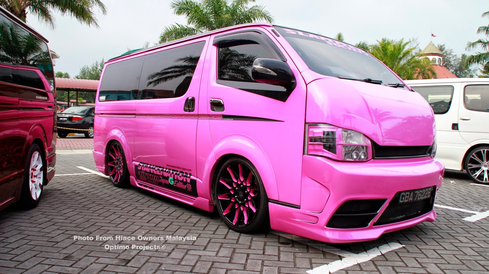 toyota hiace pimped