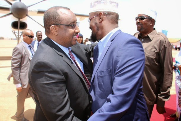 Daawo Sawirada: Sida Madaxweynaha Puntland loogu soo dhaweeyay Magaalada Kismaayo