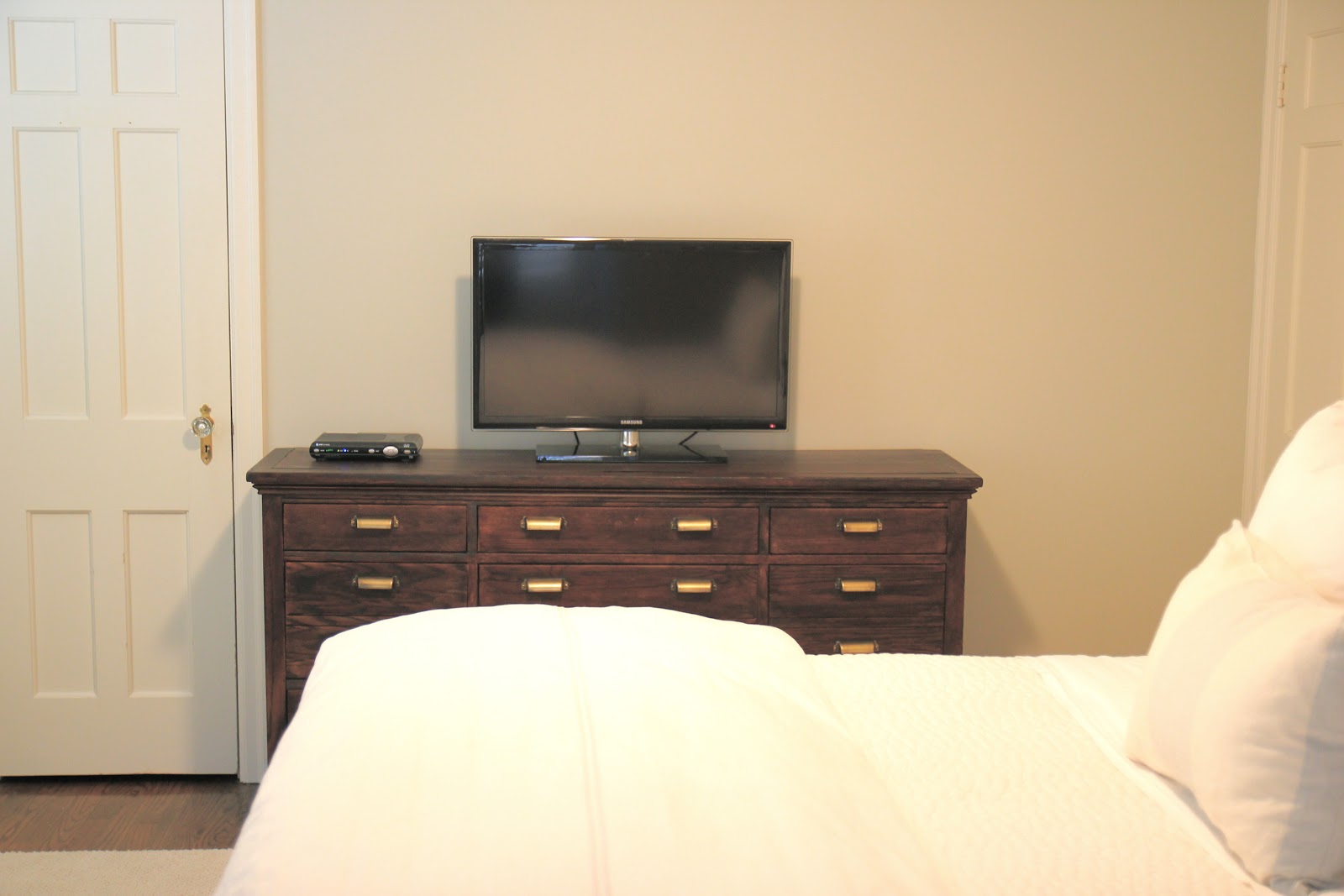 Jenny Steffens Hobick Our New Bed Pottery Barn Upholstered Ivory