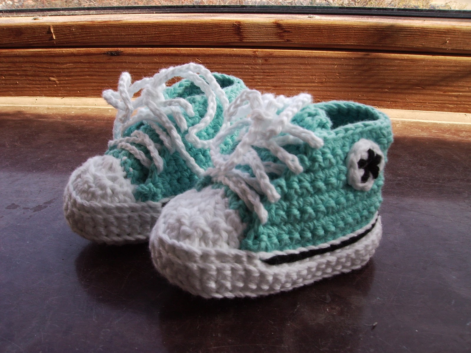 Anja39;s hæklerier: Baby converse shoes