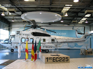 Tous les Air Force One à travers le monde. - Page 16 2pum