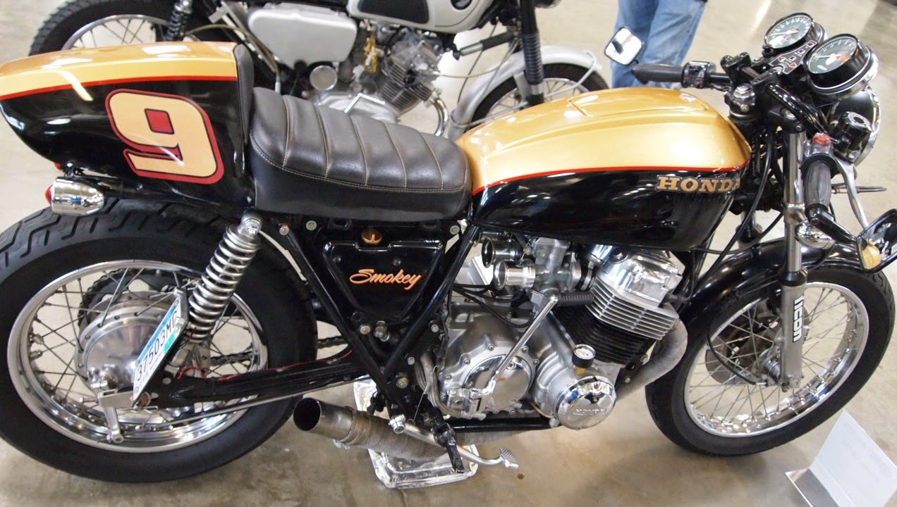 Red Wing Ironworks Motorbike Club ©: Antique Motorcycle Club of America