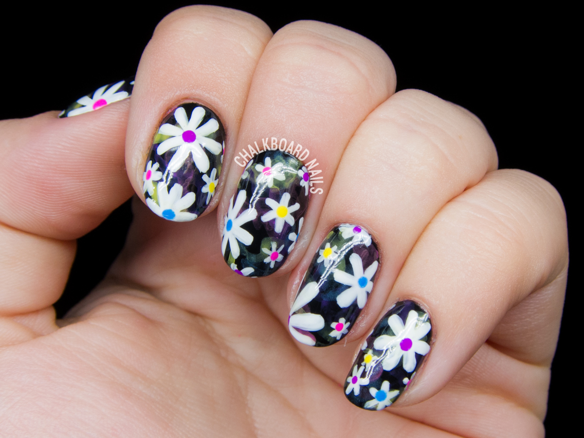 daisy nail design polish
