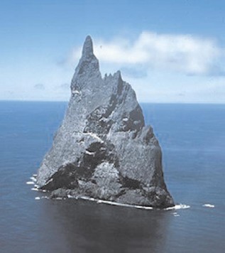 Ball's Pyramind, Australia