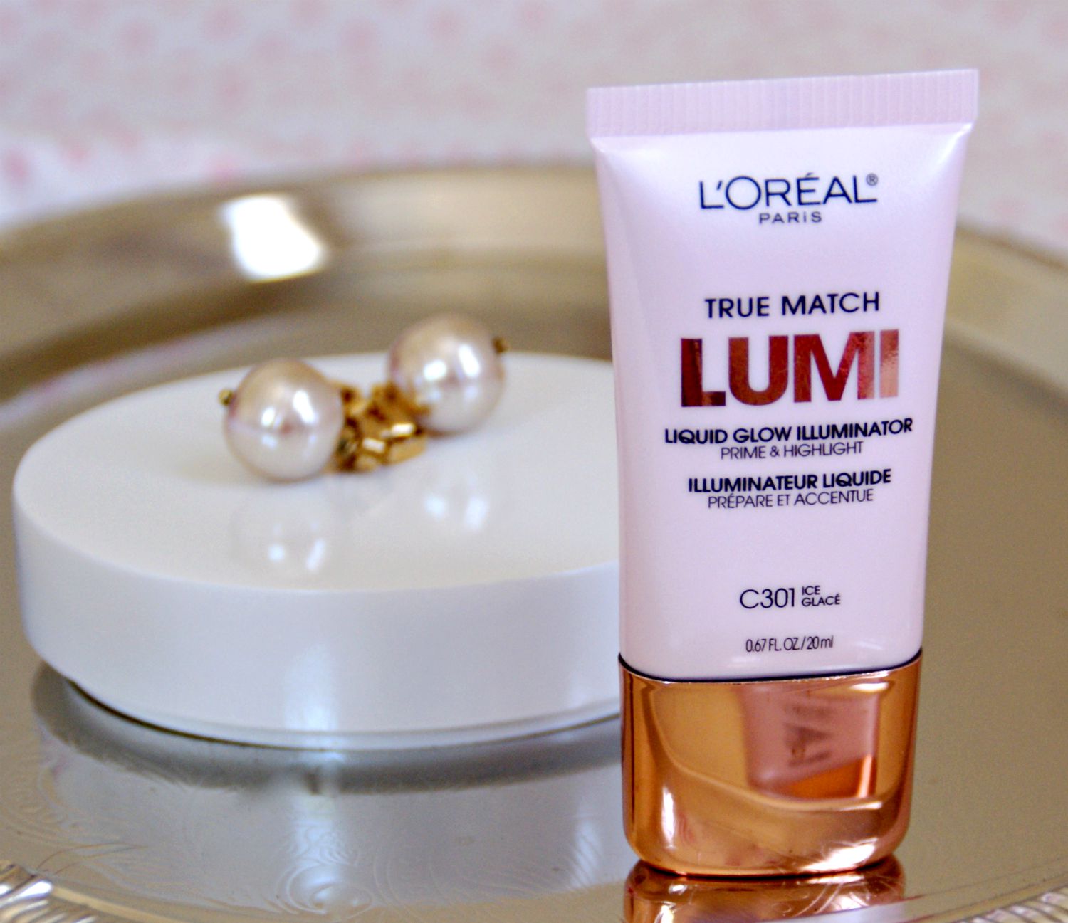 The best way to use L'oreal True Match Lumi Liquid Glow Illuminator Nina's Style Blog