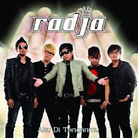 Radja - Aku Di Tanganmu (2011) Radja - Aku Di Tanganmu (2011)
