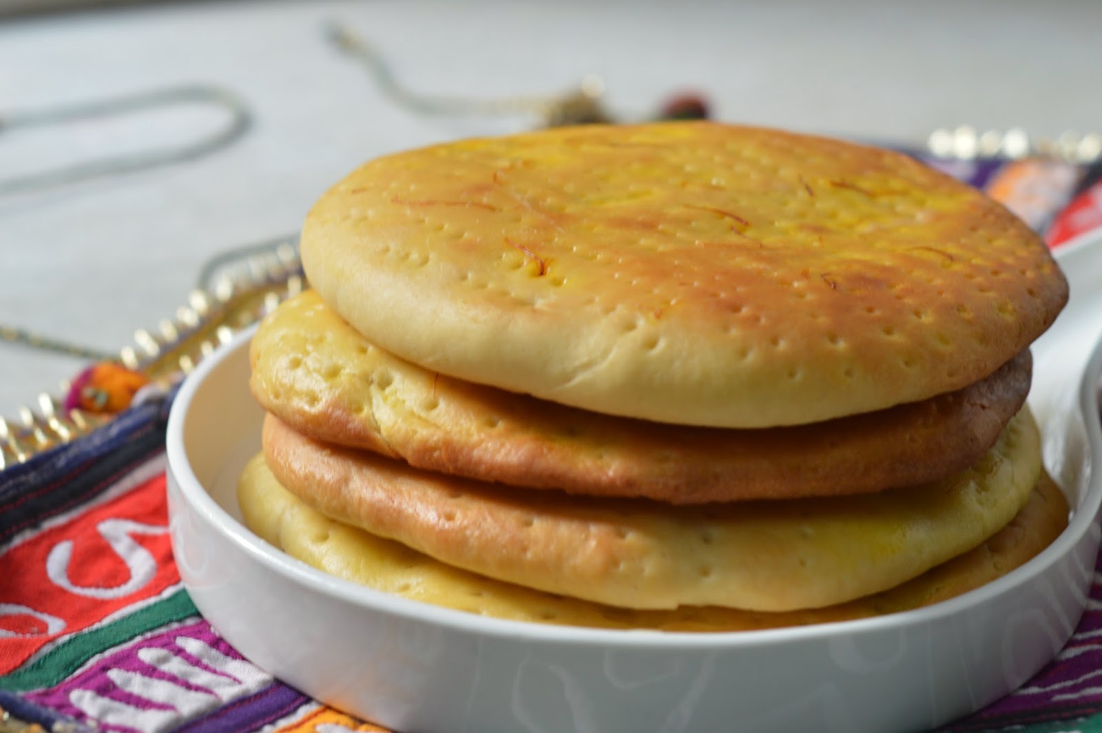 euphoRHEA: Sheermal - My First Indian Bread