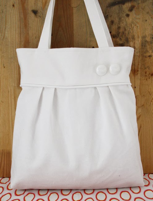 White pleated tote bag White pleated tote bag
