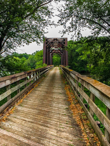 Bicycling the Great River State Trail
