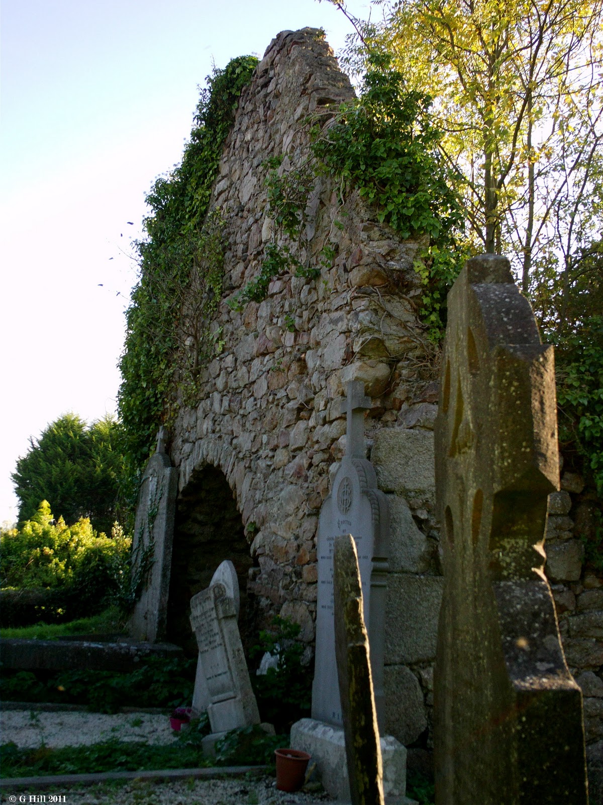 Ireland In Ruins Old Kilmacanogue Church Co Wicklow