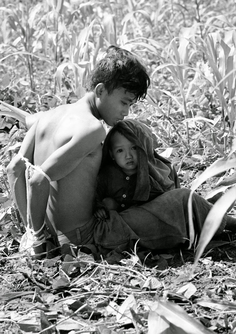 sexy girls in christmas from Isaias vietnam war nude pic