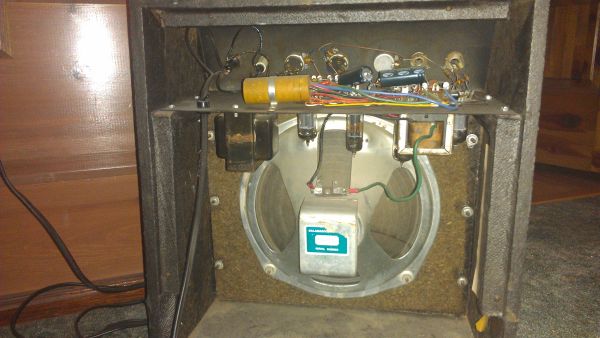 Craigslist Vintage Guitar Hunt: Kalamazoo Model 2 tube amp ...