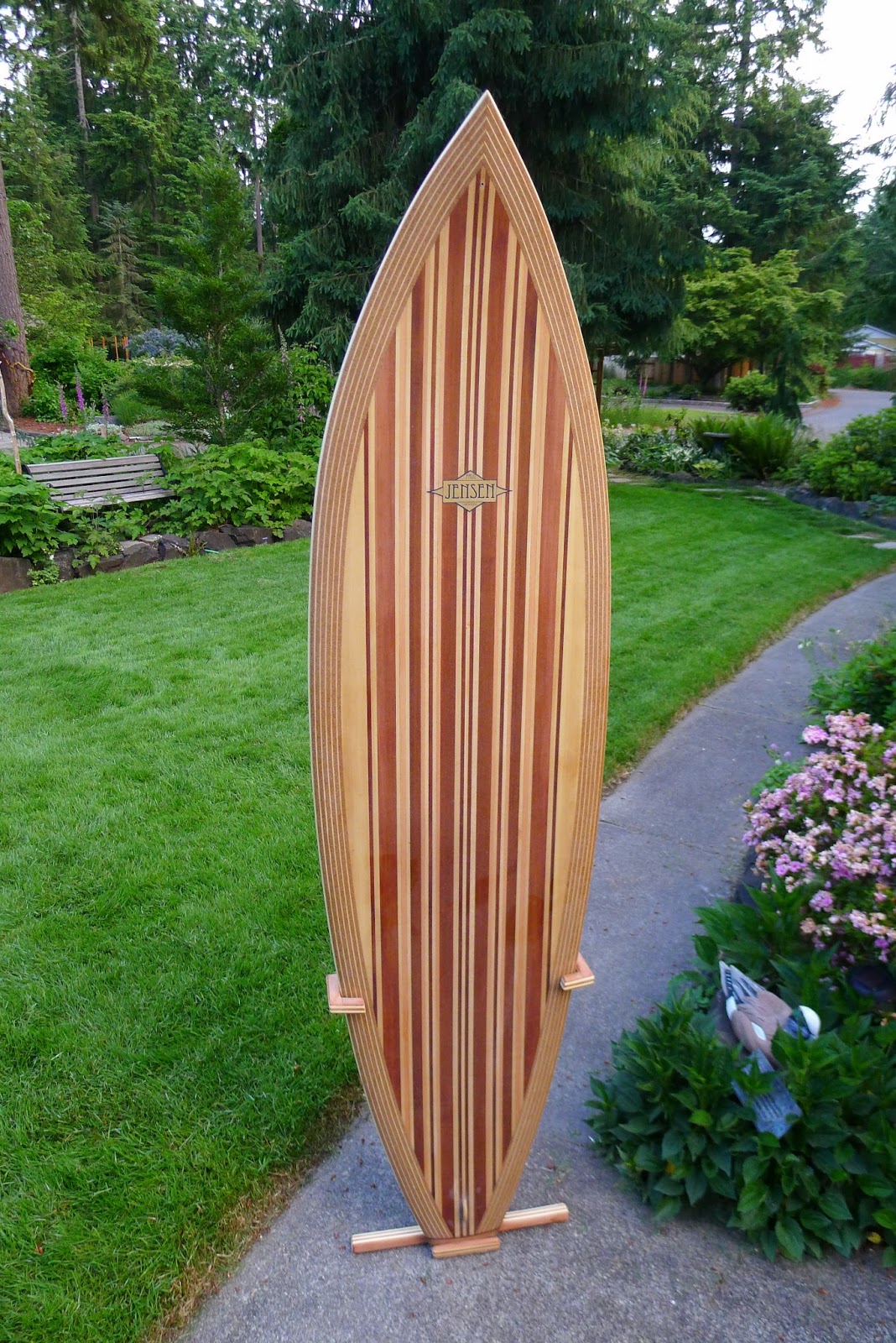 display stand surfboard vertical