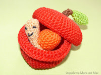 Amigurumi Apfel mit Schnecke