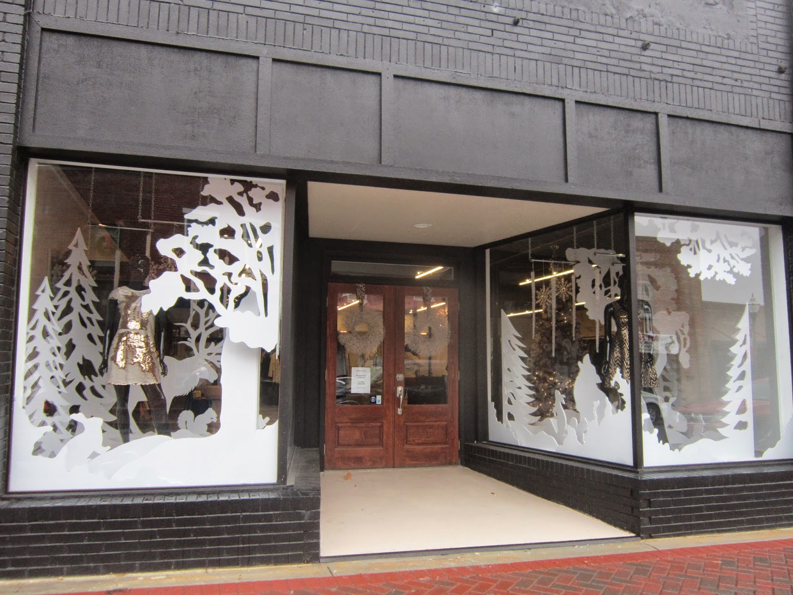 Main Street Toccoa Press Releases Christmas Storefront Window Contest