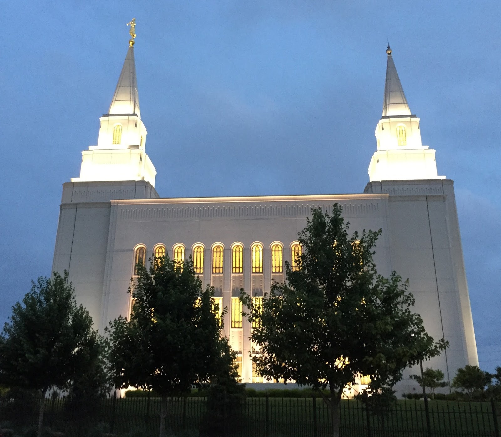Souvenir Chronicles LDS CHURCH HISTORY SITES NEAR KANSAS CITY, MISSOURI