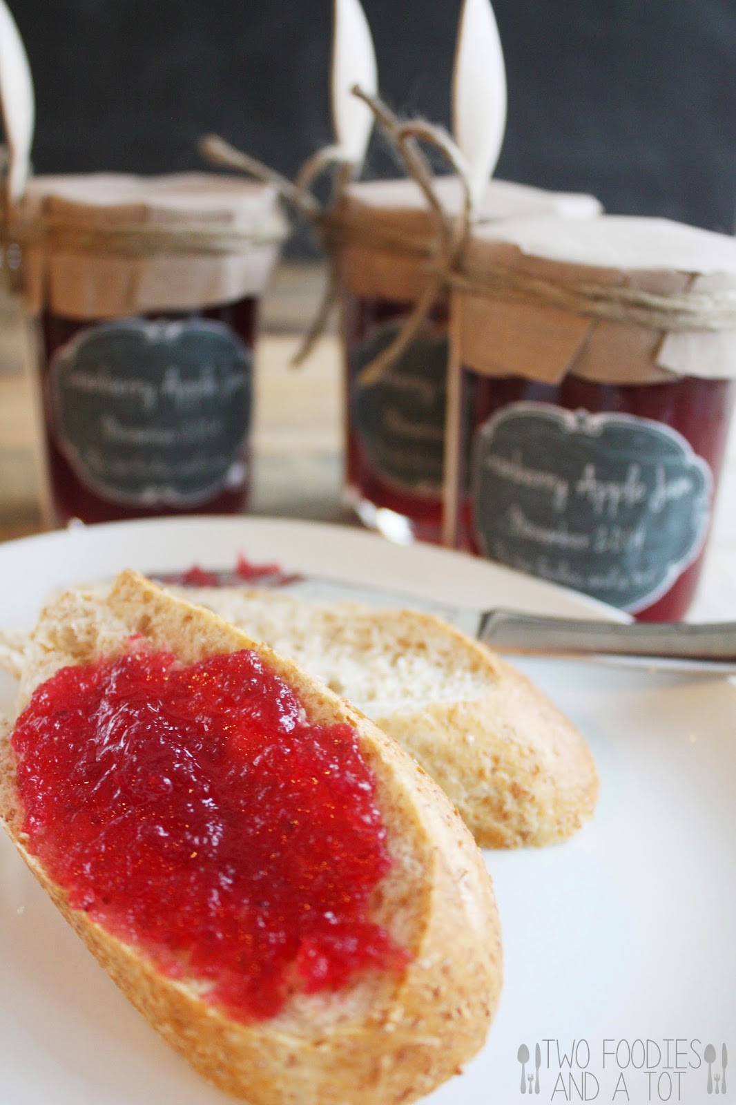 Two foodies and a tot Cranberry apple jam no pectin