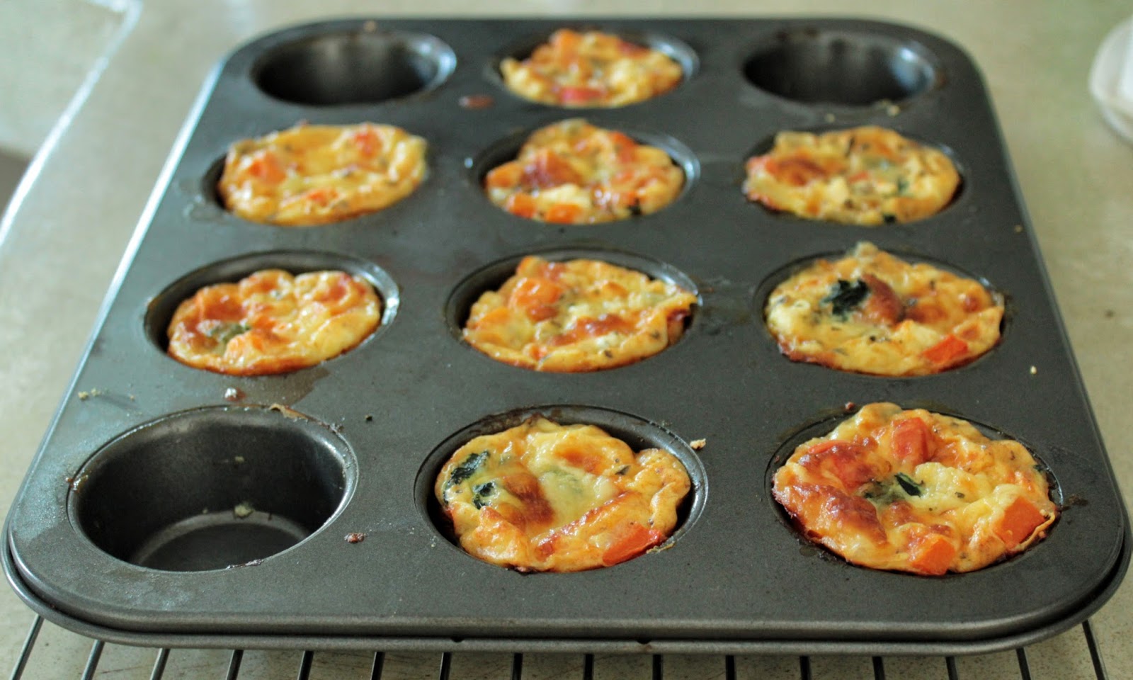 DOMESTIC GODDESSES Mini crustless quiche so quick (and almost guilt