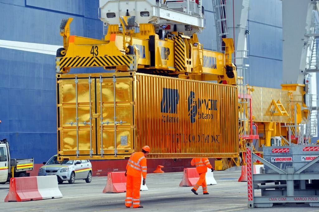 Felixstowe Docker ISO Shipping Container Literally Gold Standard as