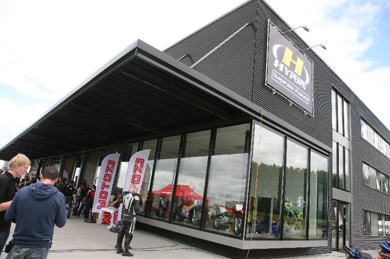 Onno "Berserk" Wieringa www.madnessphotography.nl Opening Hyperpro