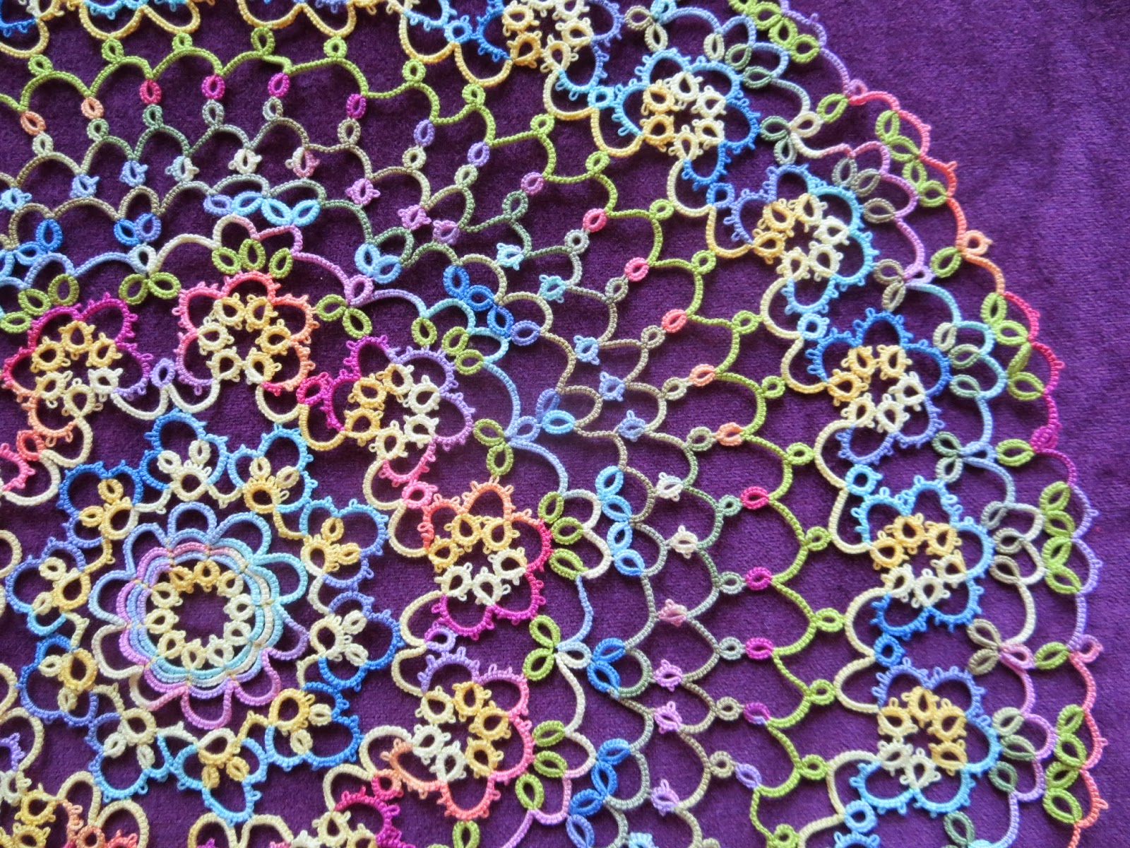 Grace Tats Round 10 of the Renulek Spring Doily is done…