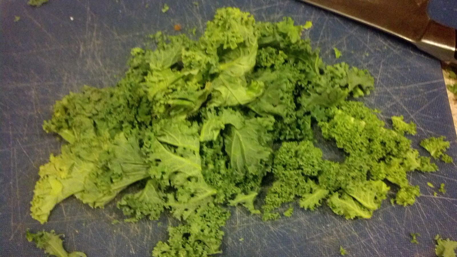 Homemade on Long Island How to Clean and Cut Kale