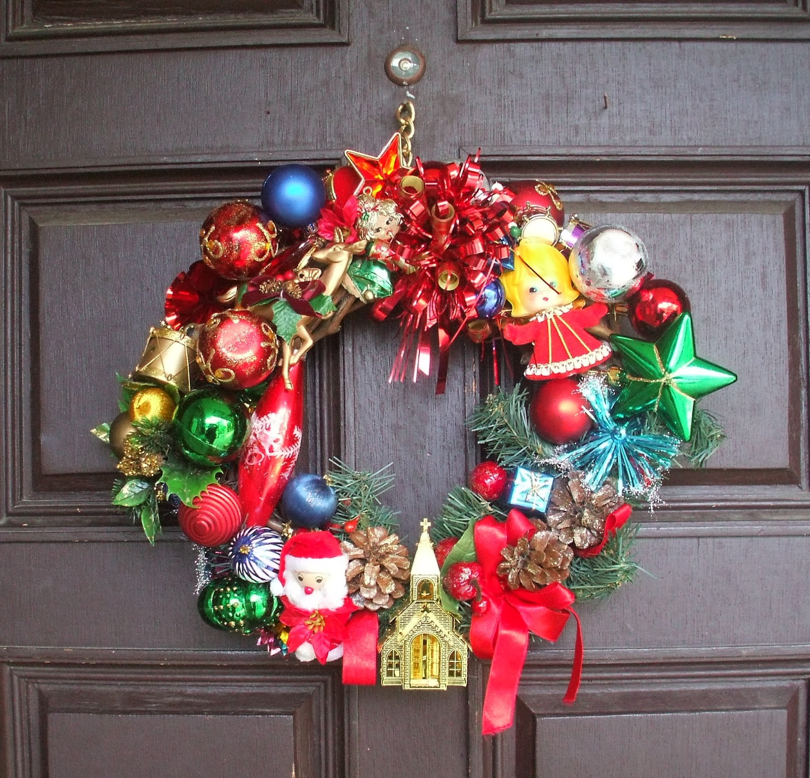 Recycled,Repurposed,Renewed. Ollie's Magical Retro Christmas Wreath