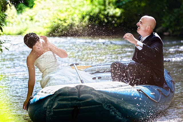Trash the dress, rafting sul fiume Corno | ©2012 Andrea Cittadini Real wedding, wedding inspiration blog, italian wedding