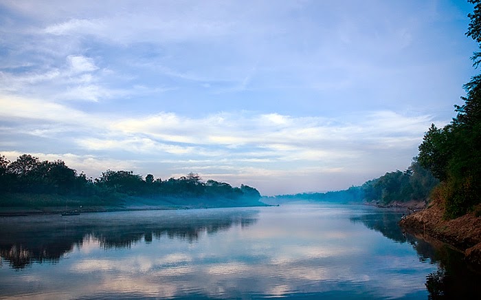 info wisata daerah jawa tengah wisata jawa tengah bengawan solo