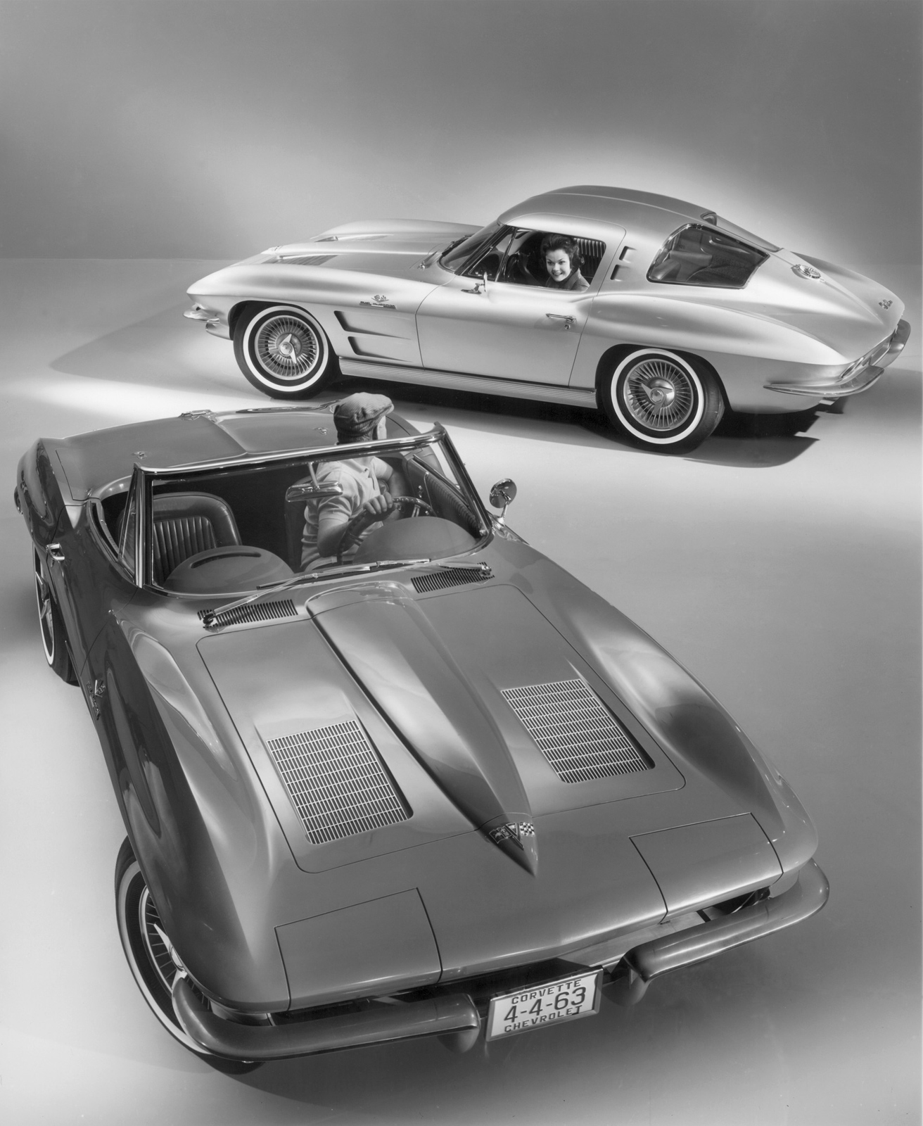 http://4.bp.blogspot.com/-wYy_JrMZGYE/TfMrXANw-dI/AAAAAAAAAIM/fLdu7cIrNCc/s1600/Corvette-C2-1963.jpg