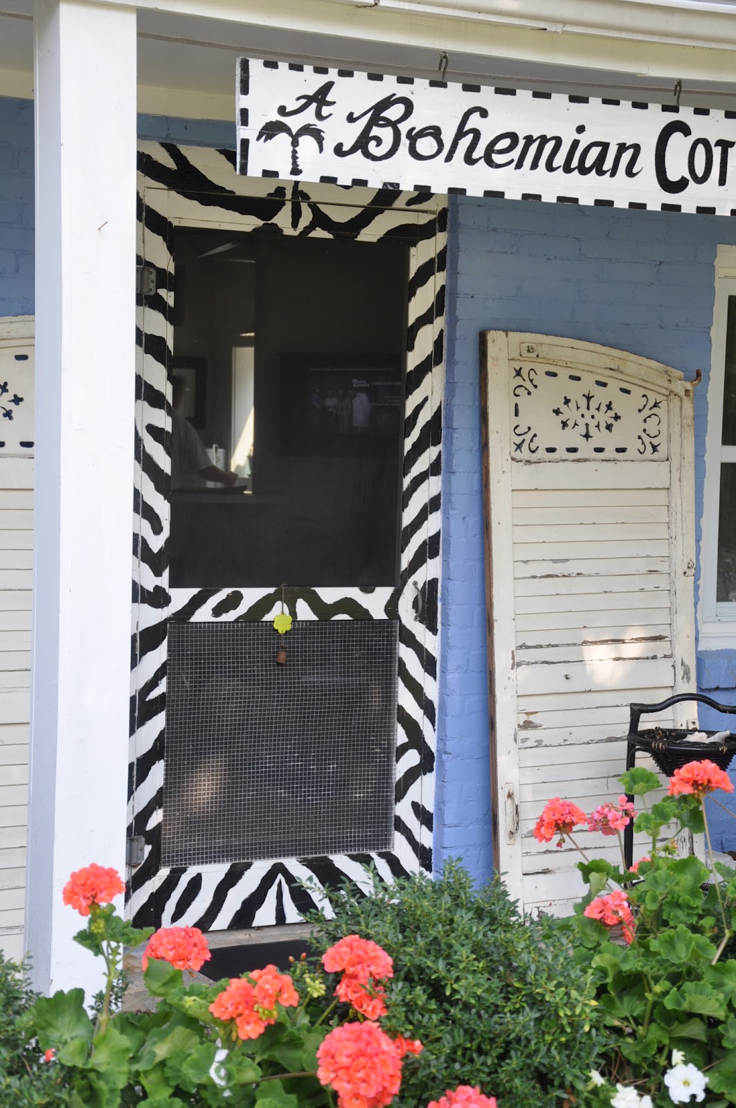 Jane Coslick Cottages "A Bohemian Cottage" for rent......