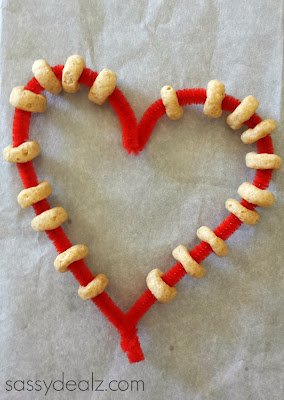 heart pipe cleaner bird feeder cheerios