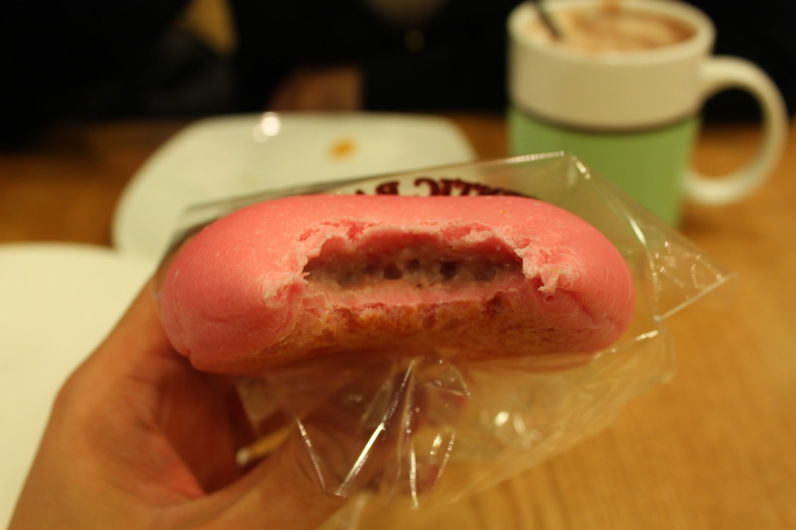 TOUS les JOURS Jalan Telawi, Bangsar f i n d i n g // f a t s