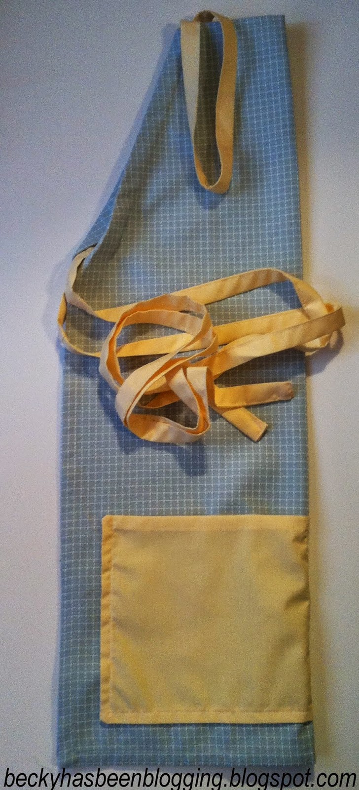 Becky Has Been Blogging Make An Apron Out of a Tea Towel CRAZY!