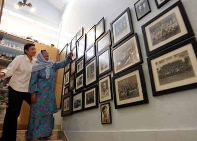 Good old days: Soraya and her mother Rogayah Ismail reminiscing about their times in PJ at their home in Section 14.