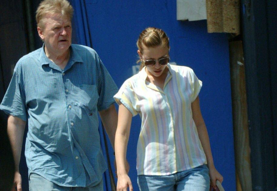 Scarlett Johansson Archive: Karsten Johansson hospitalised