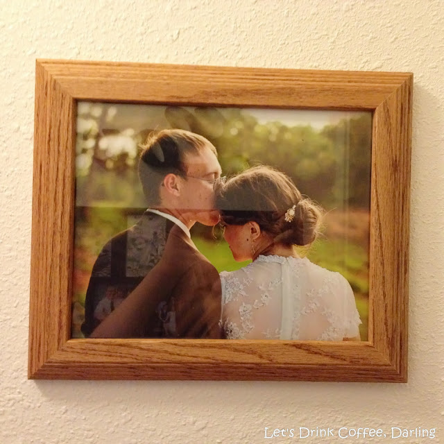 Cheap Picture Frames - Decorating from Yard Sale Finds @ Let's Drink Coffee, Darling