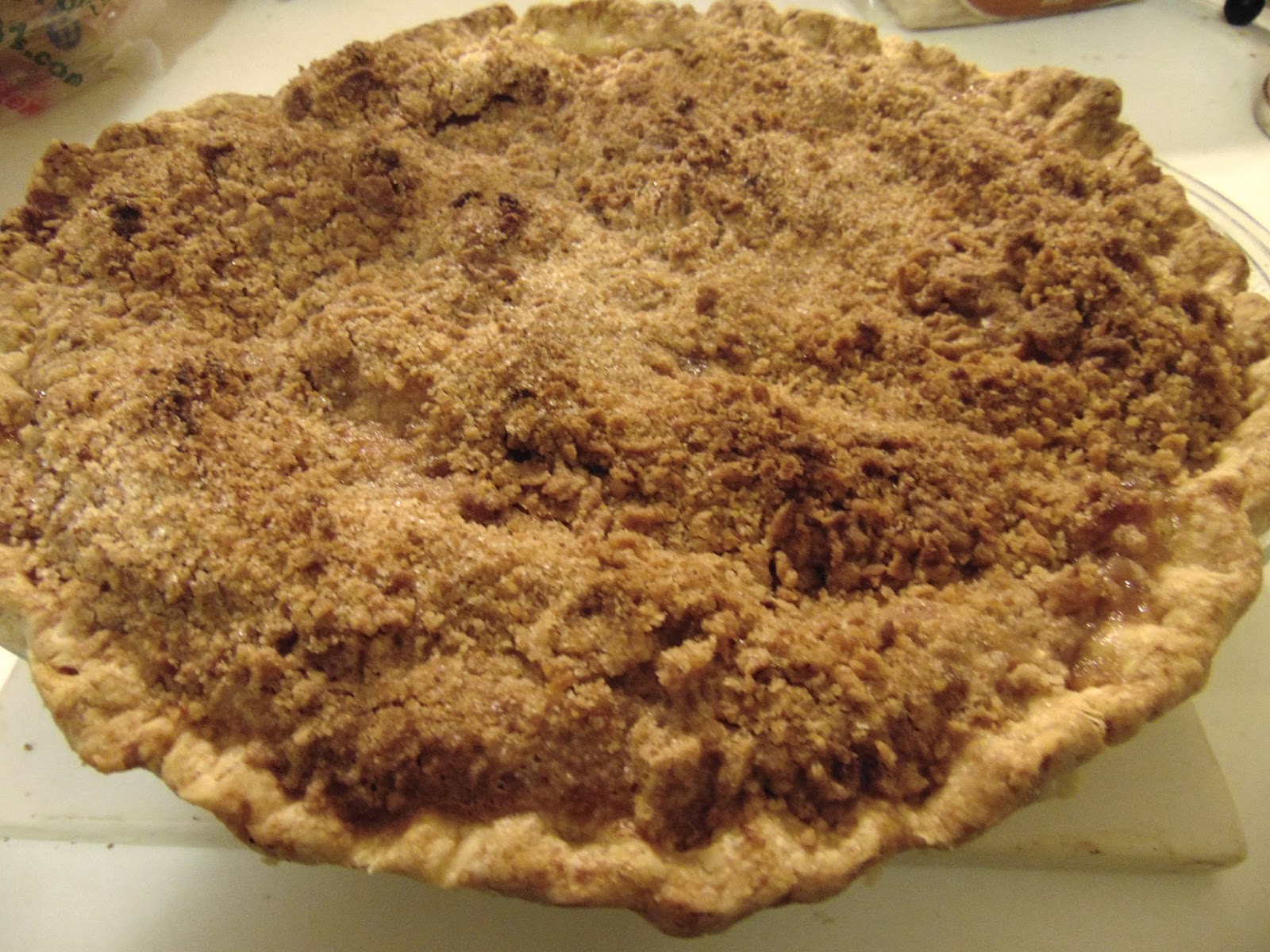 Recipes for Judys' Foodies Pennsylvania Dutch Sour Cream Apple Crumb Pie
