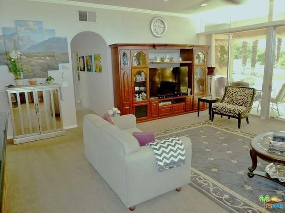 The Krisel Connection Sandpiper Palm Desert Condominium New To the