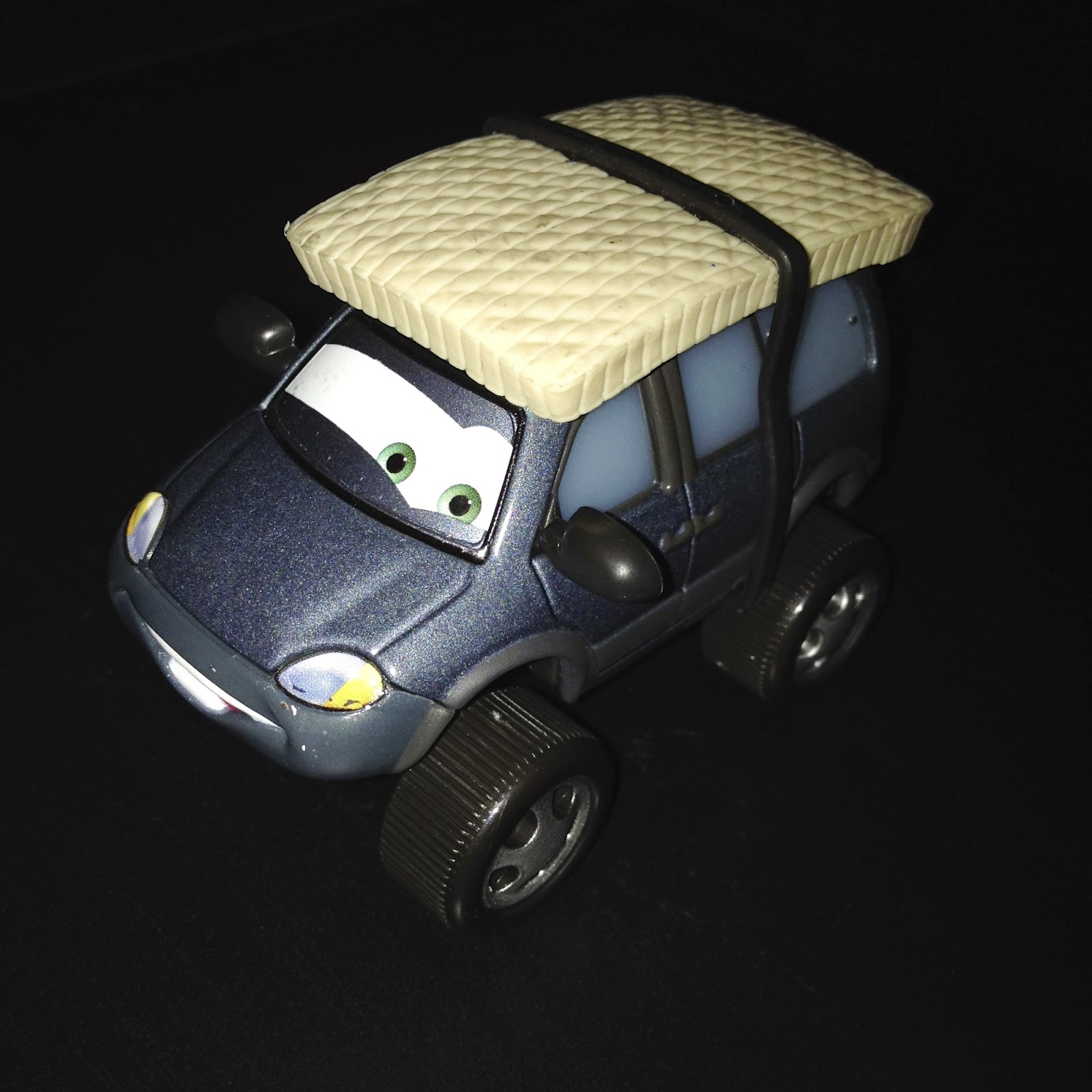 Dan the Pixar Fan Cars Leroy Traffik with Snow Tires