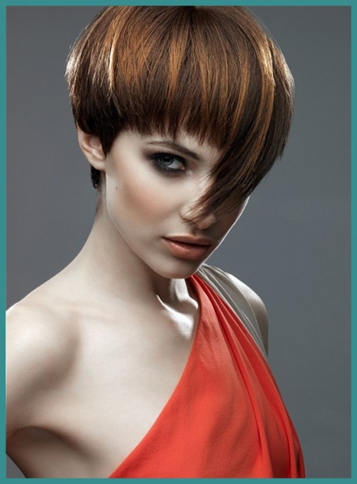 Fashionable: Short hairstyles and colours
