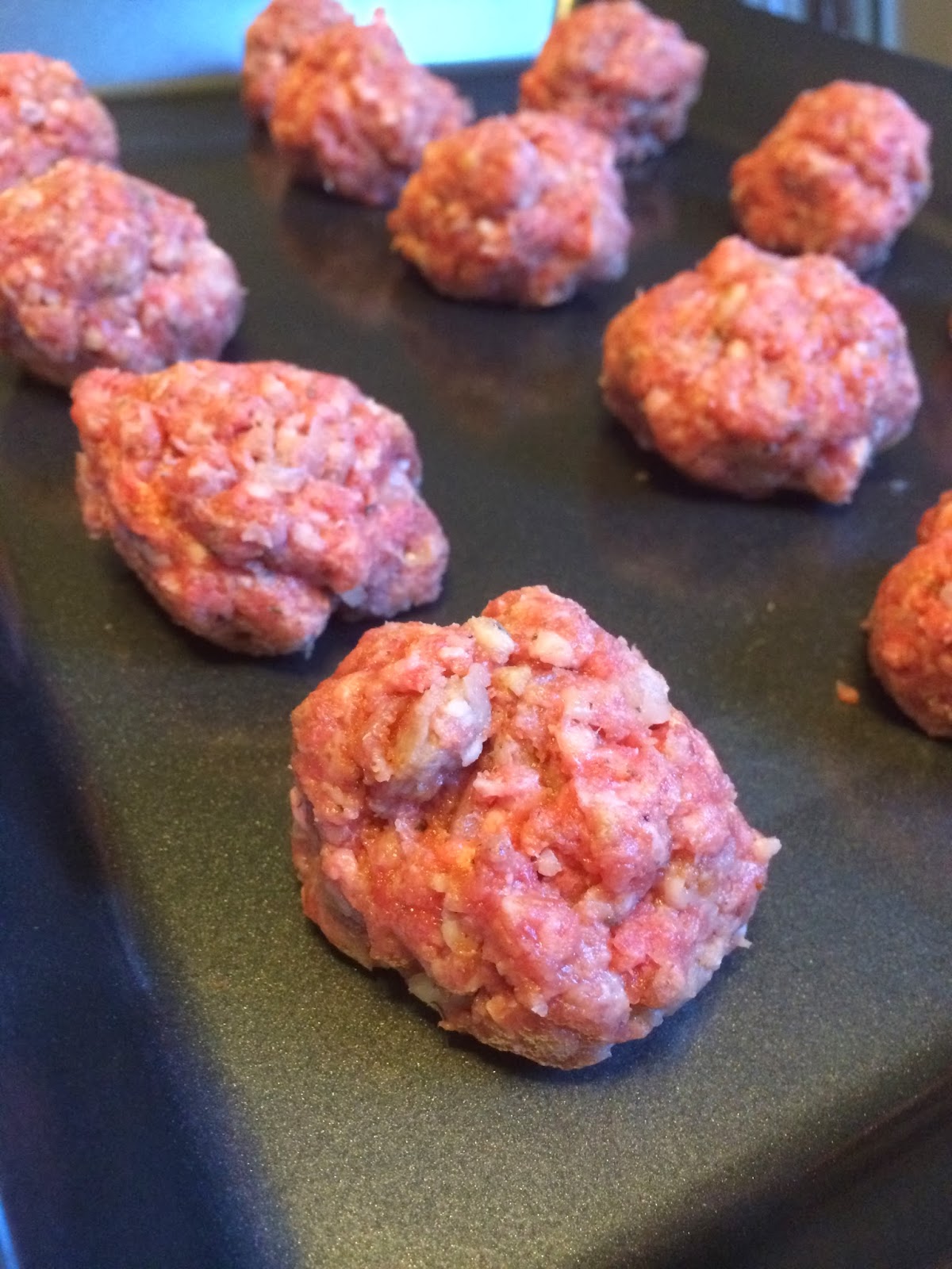 Easy, Delicious Beef Meatballs in Under an Hour! Easy, Delicious Beef Meatballs in Under an Hour!