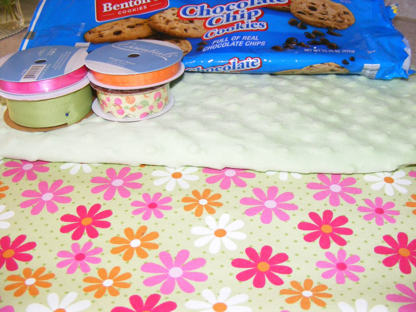 Simple Things, Sweet Life DIY Baby Crinkle/Taggie Toy Tutorial