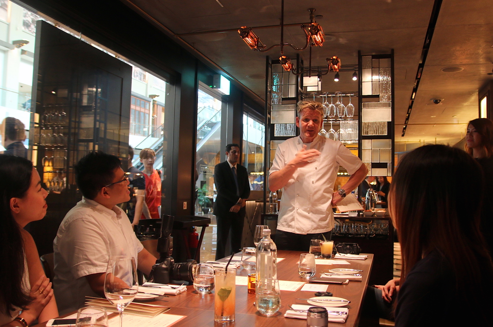 Gordon Ramsay Opens Bread Street Kitchen at Marina Bay Sands CAMEMBERU