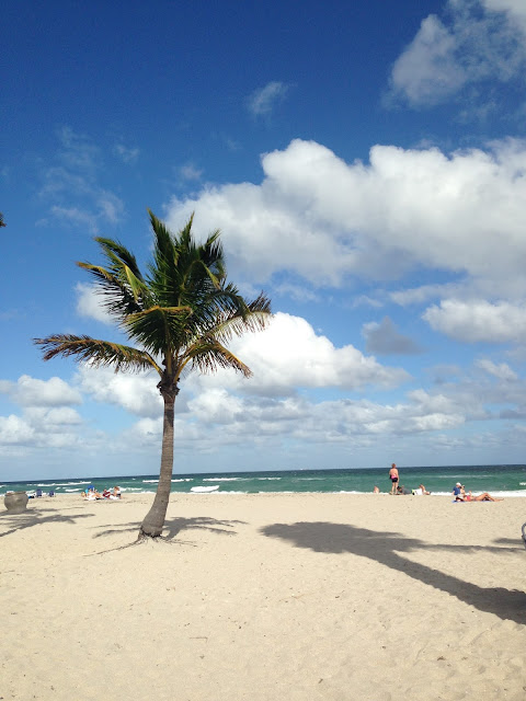 Friday em Miami - Look de praia com vestido longo